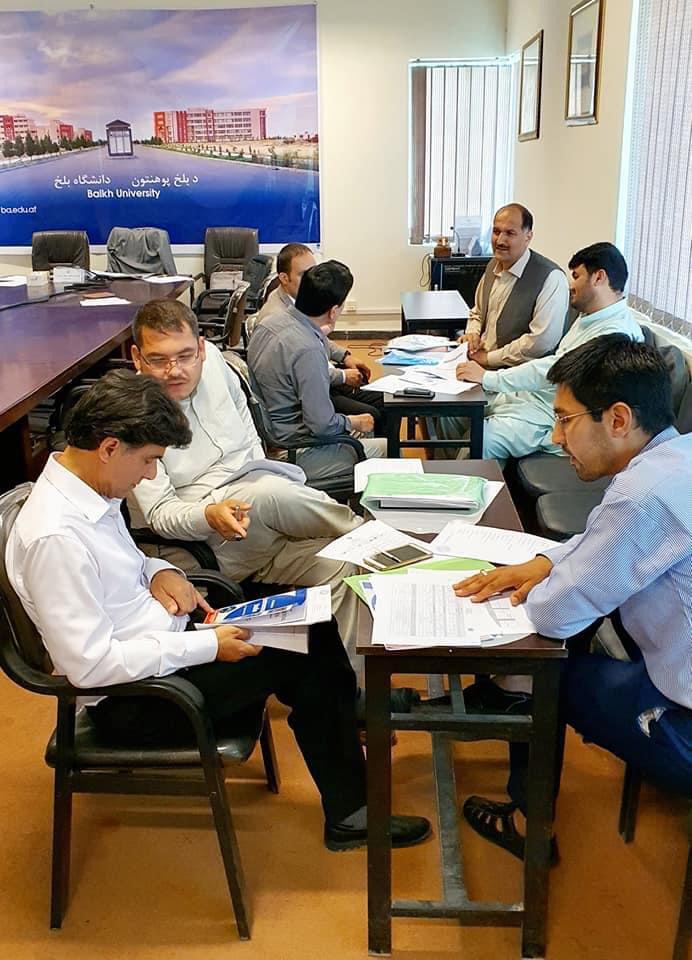 نشست نوبتی کمیته‌ی تحقیق، تالیف و ترجمه‌ دانشگاه بلخ